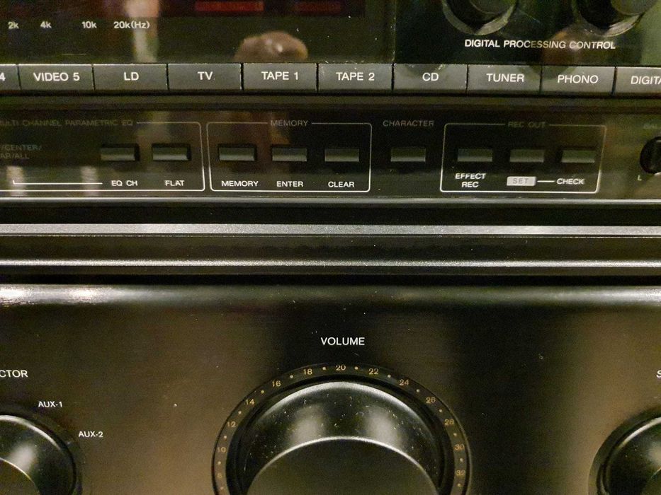 preamplificator SONY TA-E 2000 ESD cu telecomanda RM-S311