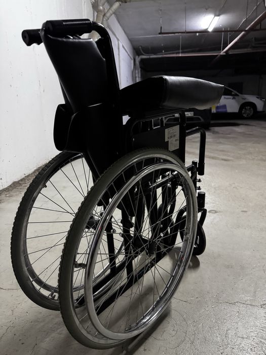 Инвалидная коляска