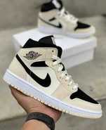 Air Jordan 1 Bej & black