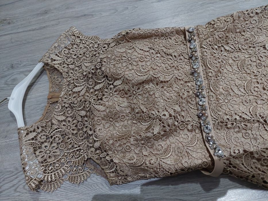 Rochie eleganta dantela