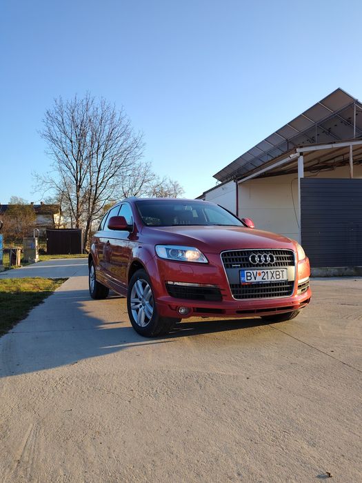 Vând audi Q7 3.0 TDI