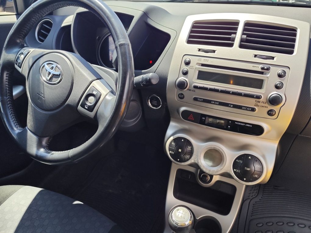 Toyota Urban cruiser