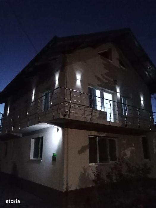 Vând casa stradala Schitu Golesti, mobilată și utilata
