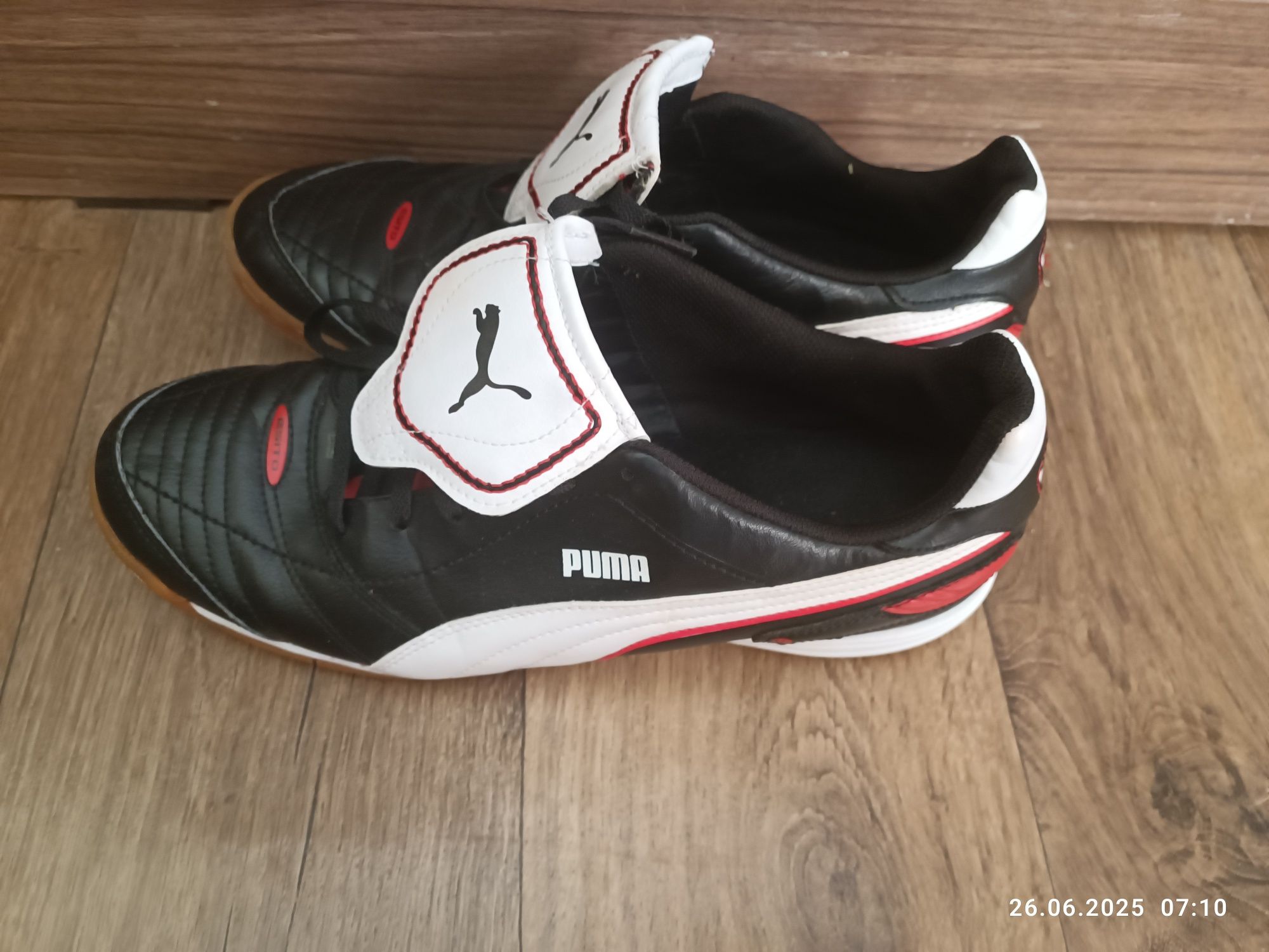 Маратонки за зала  Puma