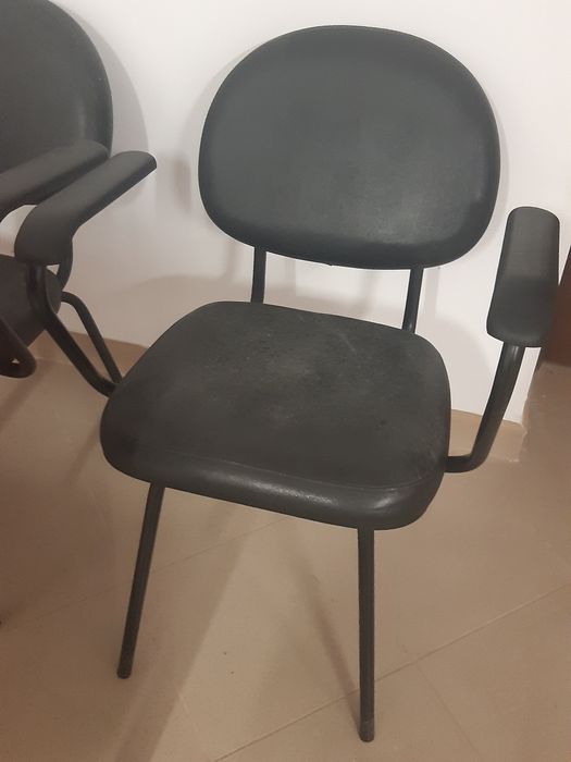 Vand scaune birou/salon cosmetica.