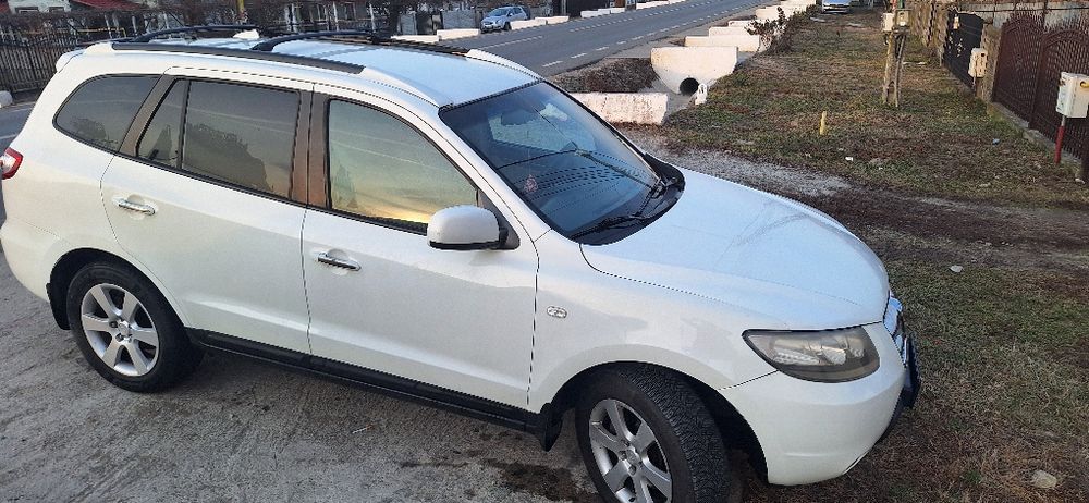 Vând Hyundai Santa Fe 4x4