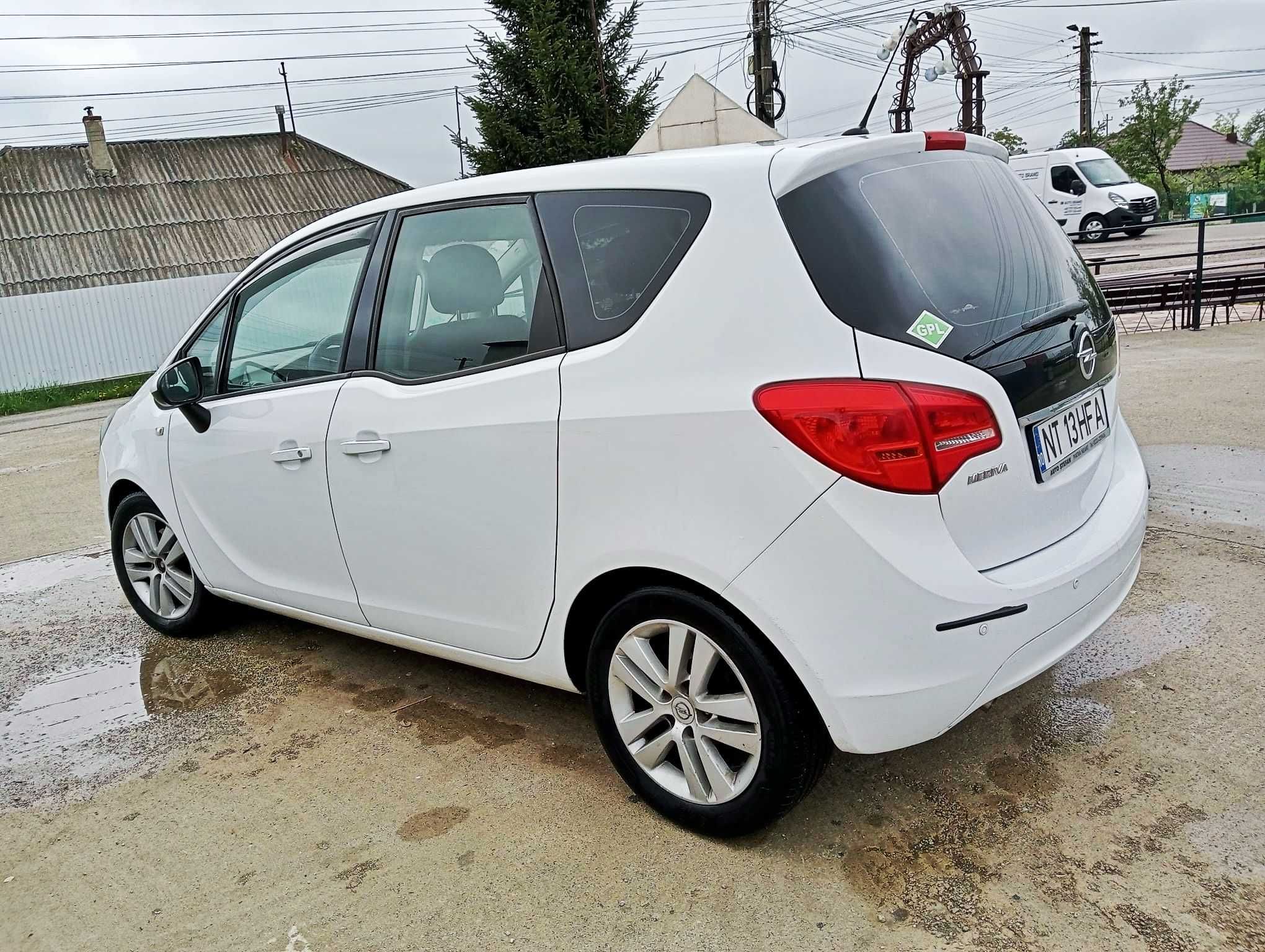 Opel Meriva B, Benzina + GPL,