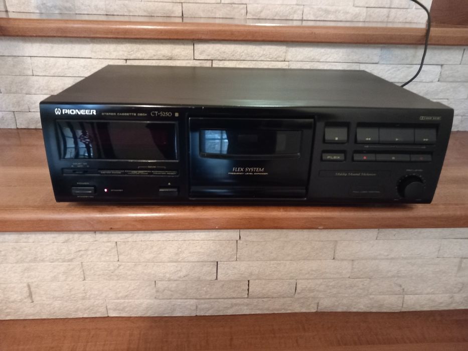 Deck Pioneer CT-S250