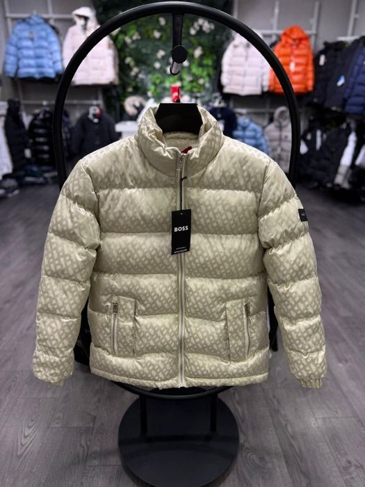 Geaca de bărbați 
S,M, L XL, XXL