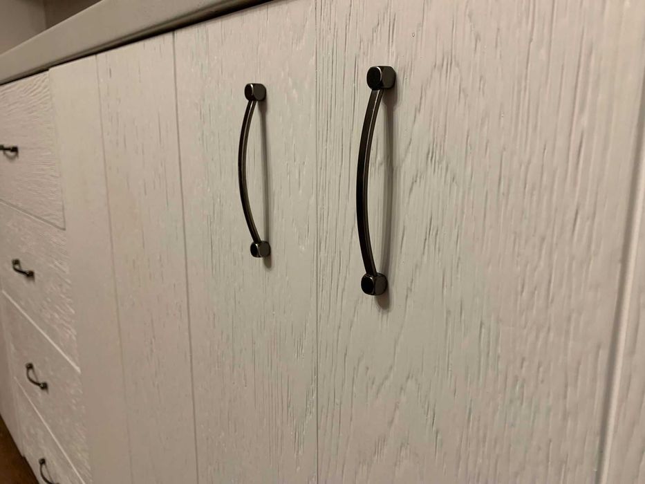 Mobila la comanda (lemn masiv/PAL/MDF vopsit)