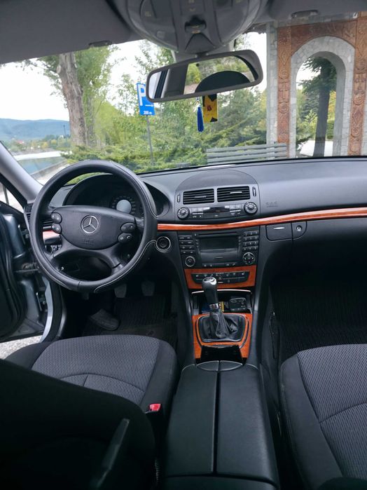 Mercedes-benz E220