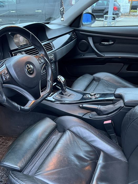 BMW  E92  320d  M Packet Automat