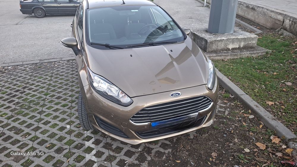 Автомобил форд фиеста