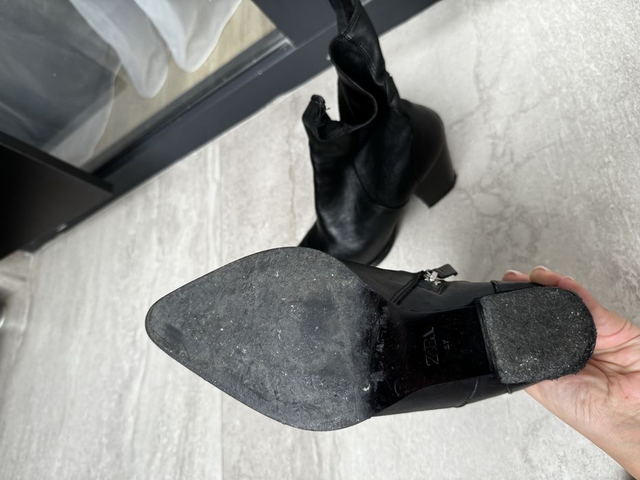 Ciocate Zara din piele