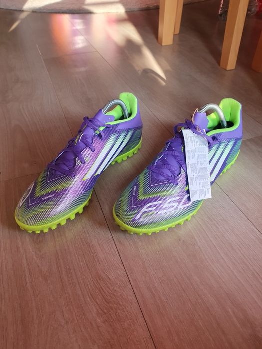 Стоножки Adidas F50 club turf

ОБУВКИ ЗА ФУТБОЛ F50 CLUB TURF