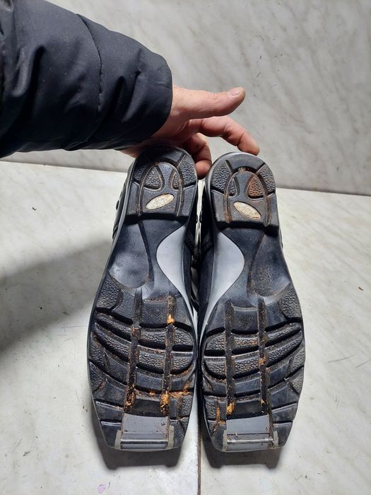 Clapari ghete 43 ski schi fond  Alpina  marimea 44 NNN   .