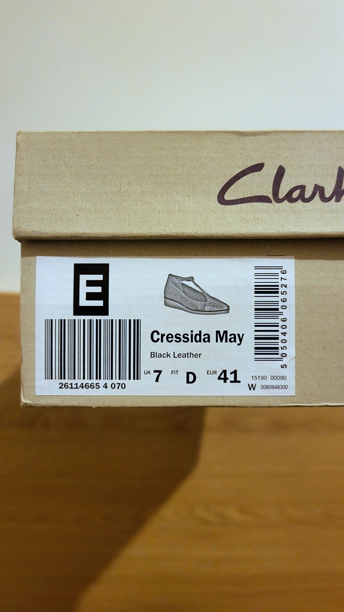 Нови CLARKS ест. кожа