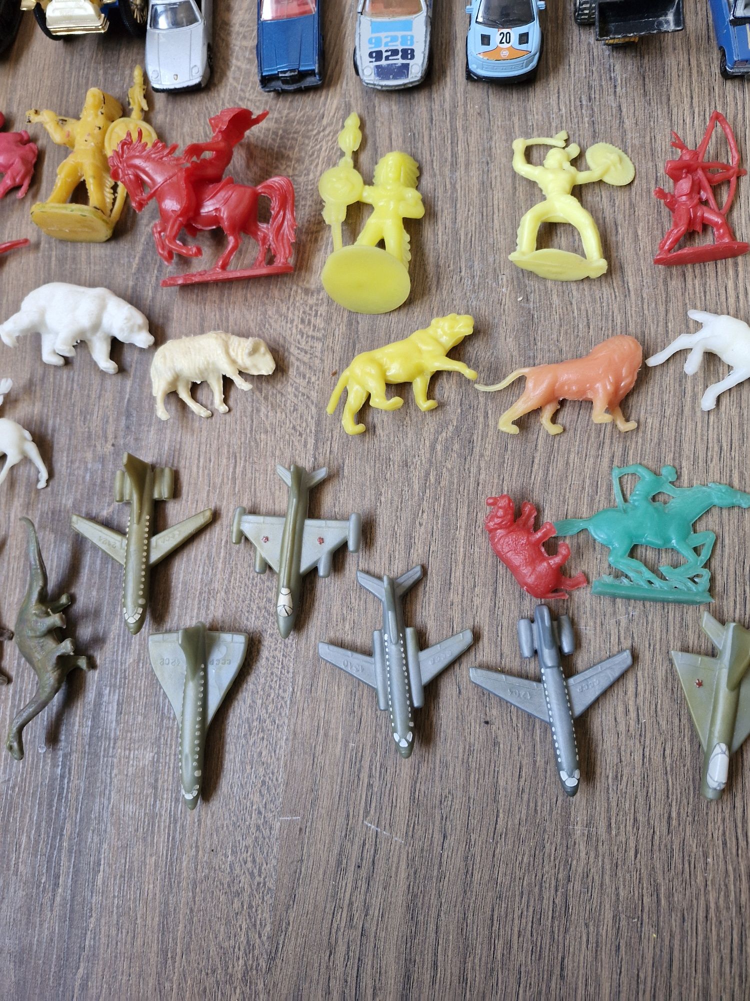 Лични играчки от соца. Рубик куб и колички Matchbox