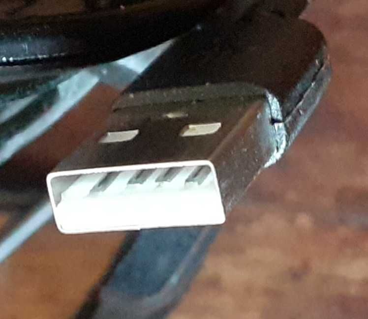 вентилатор настолен USB, тих и качествен, супер цена