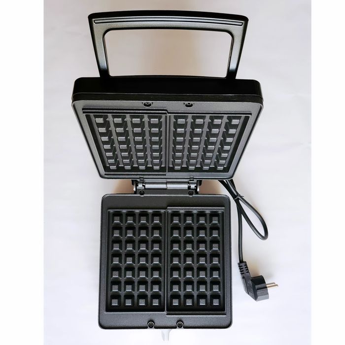 Aparat pentru gaufre / vafe Camry 2000 W