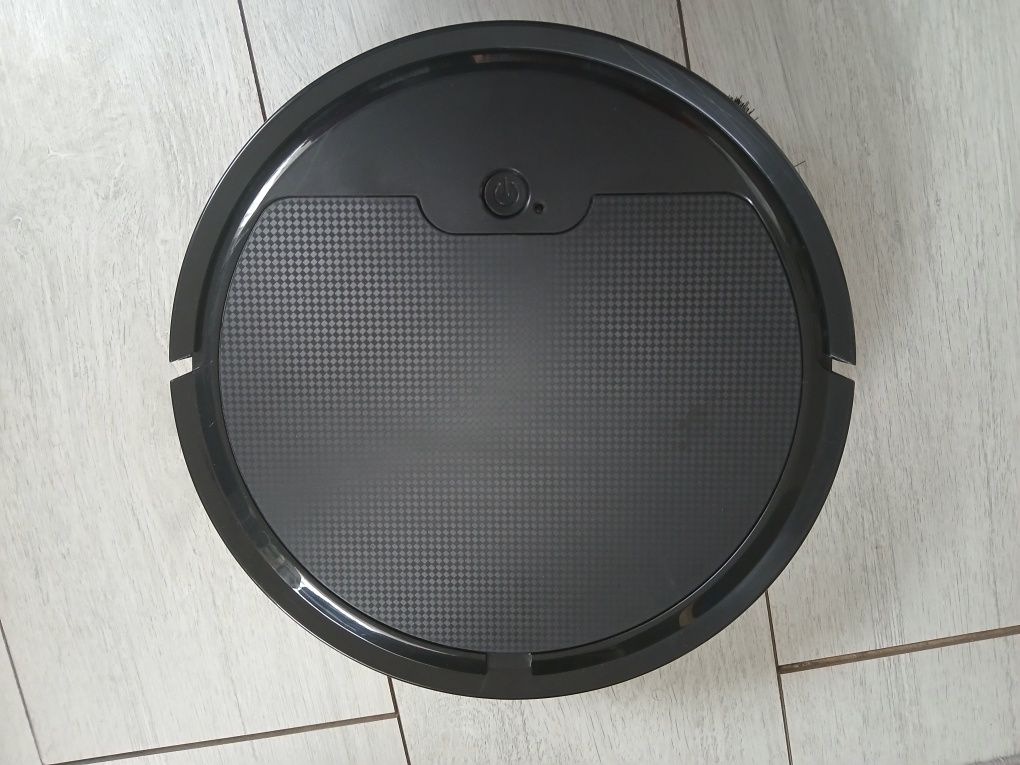 Vând aspirator robot