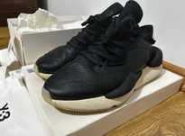 Vand Adidas Y-3.