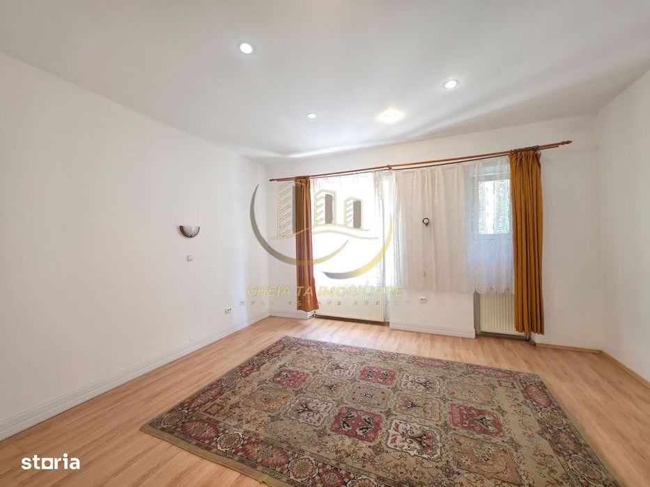 Apartament 3 camere, 87 mp utili, grădină, Centru – str. E. Racoviță