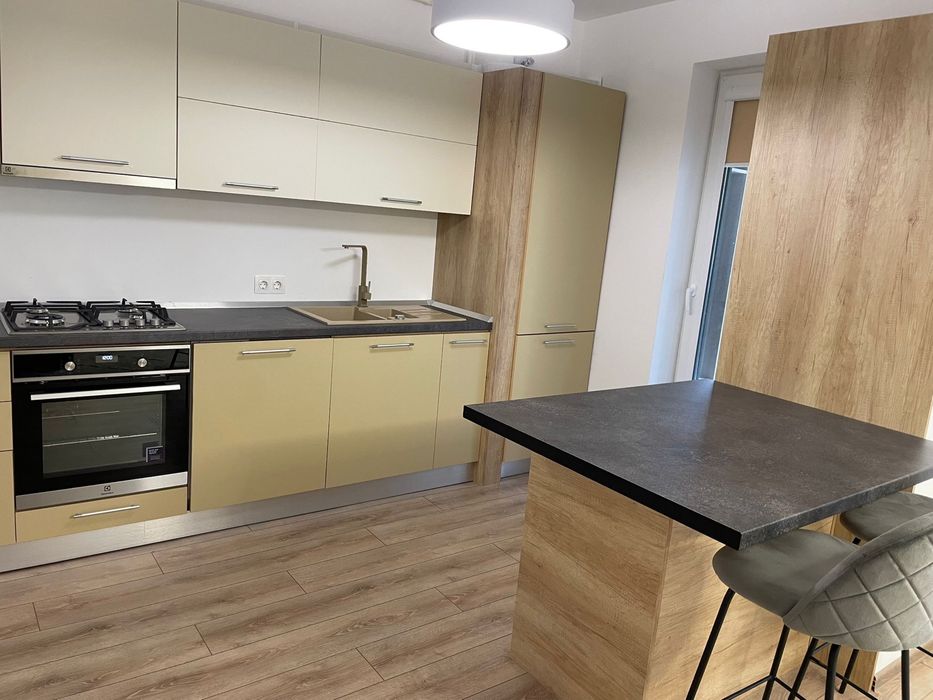 Inchiriez apartament in Avangarden 3 Brasov