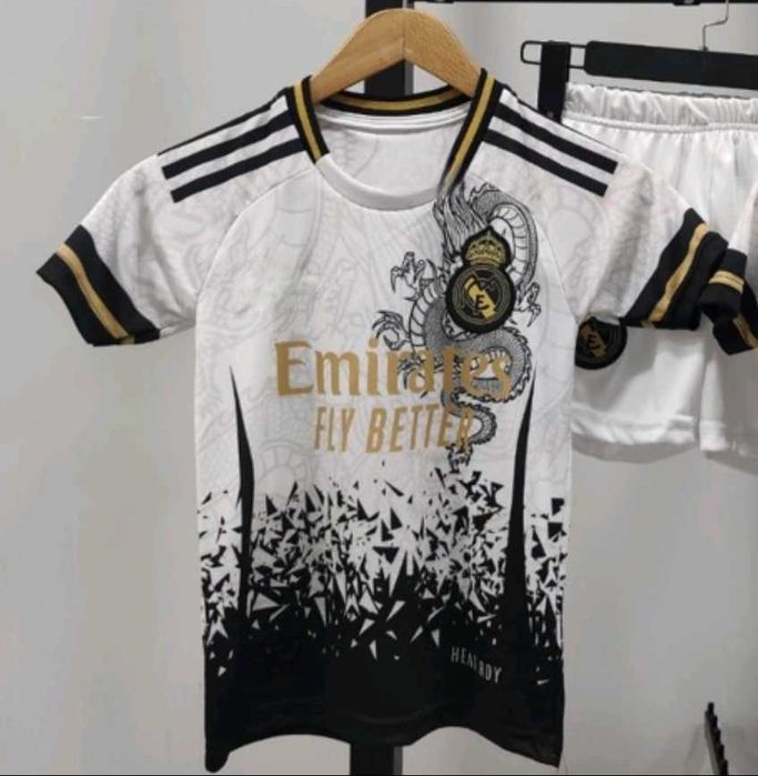 Mbappe 9 DRAGON Real Madrid Детски екип Мбапе Дракон Бяло/черно