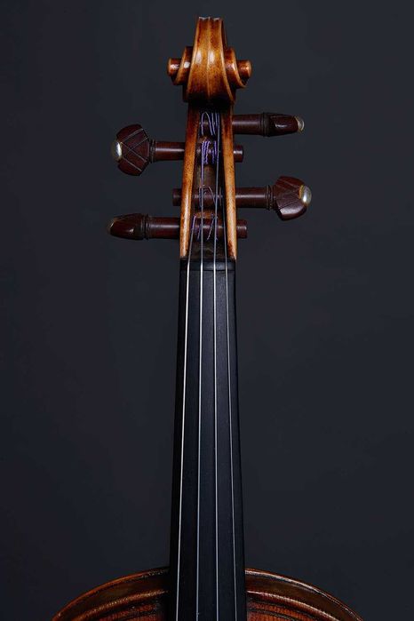 Цигулка „Маджини“, XIX в.