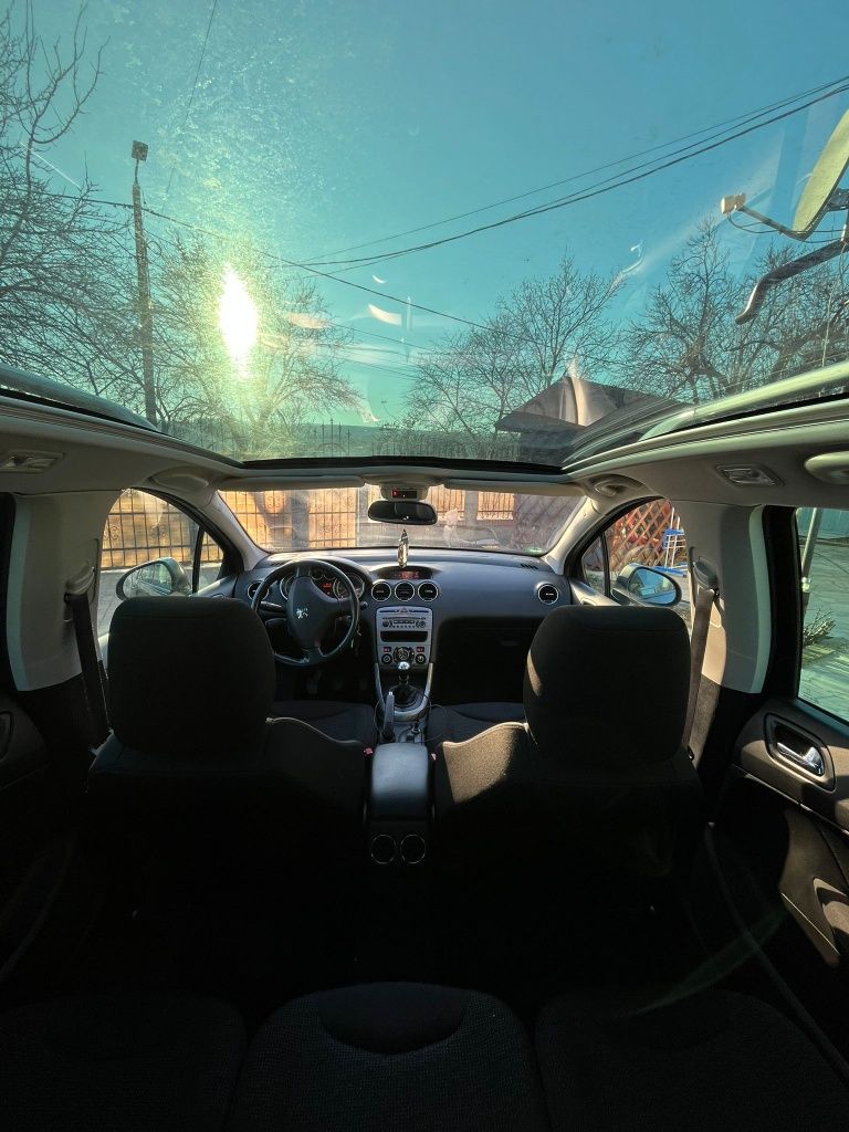 Peugeot 308sw 2011