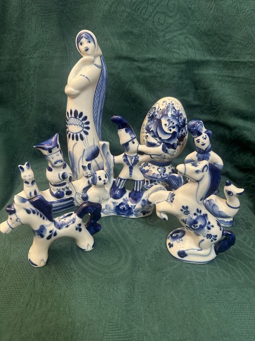Руски фигурки/статуетки Гжел/Гжель