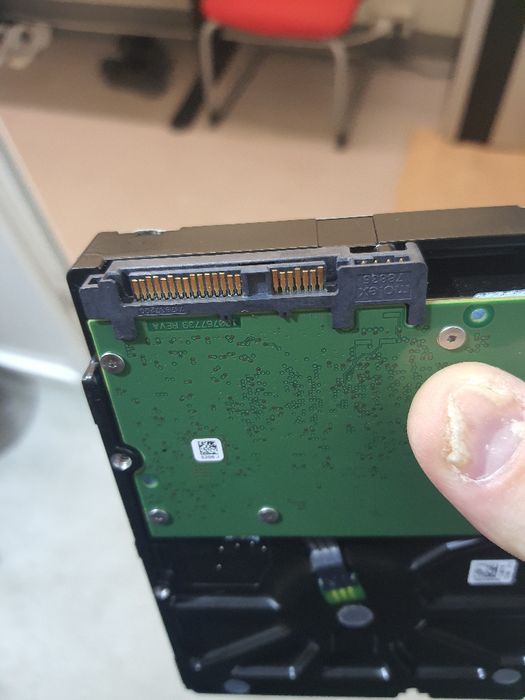 hard disk server sas