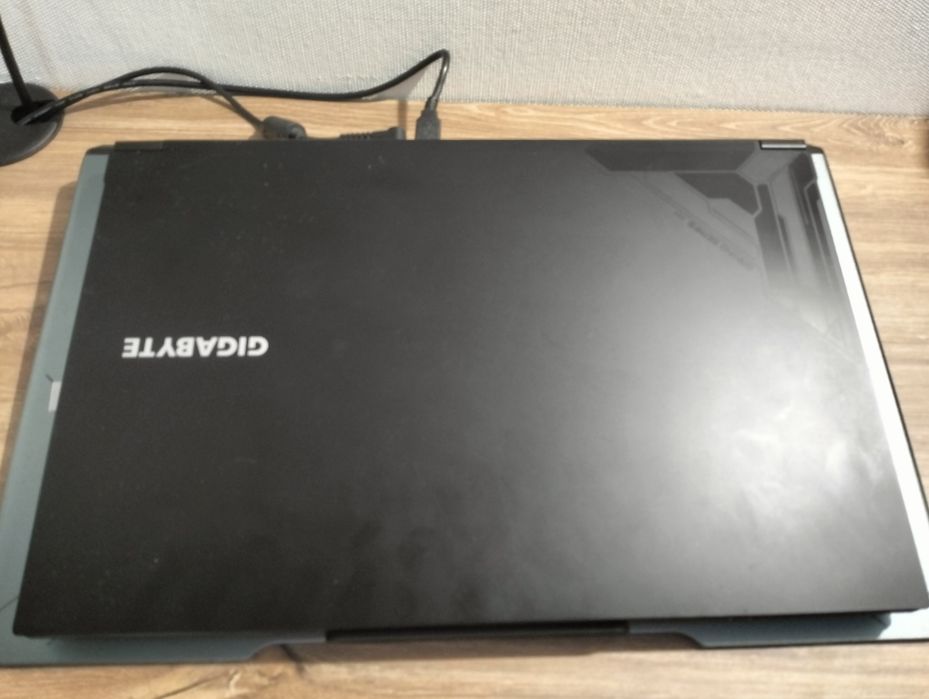 Ноутбук игровой GIGABYTE
