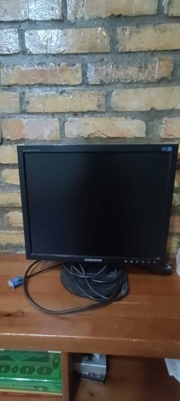 Продается Монитор Самсунг