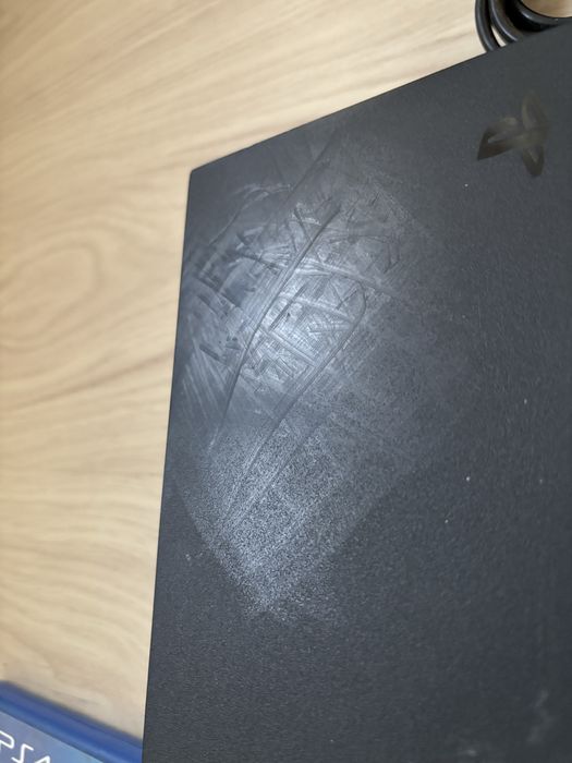 Playstation 4, HDD - 1TB, controller original, cd joc