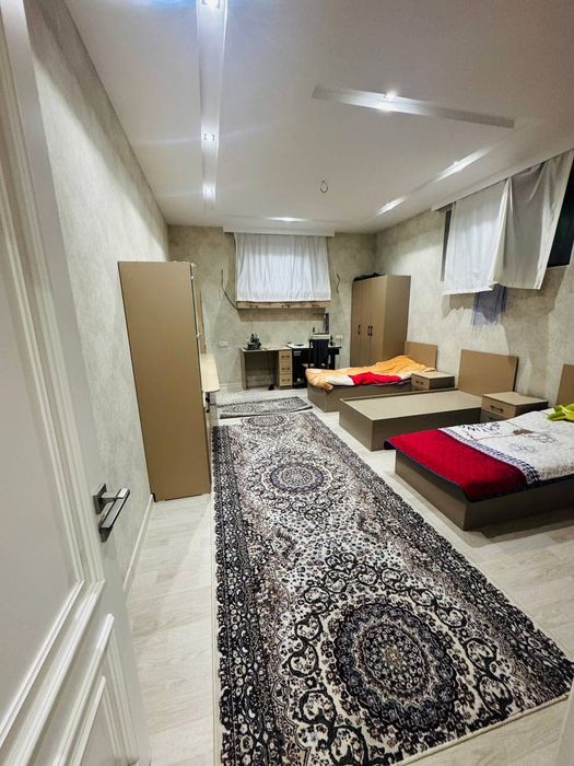 Kvartira sotiladi uchtepa rayon izza 6/1/0.5/3/  200m²