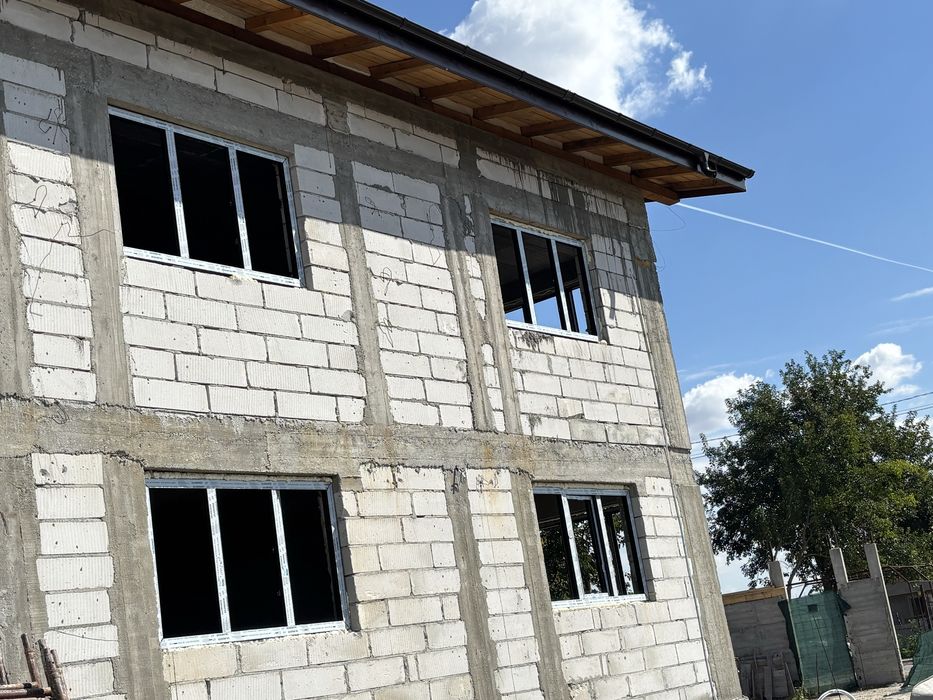 Fabricam si montam termopane Salamader