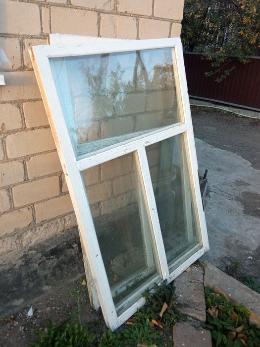Продам деревянные оконные рамы
