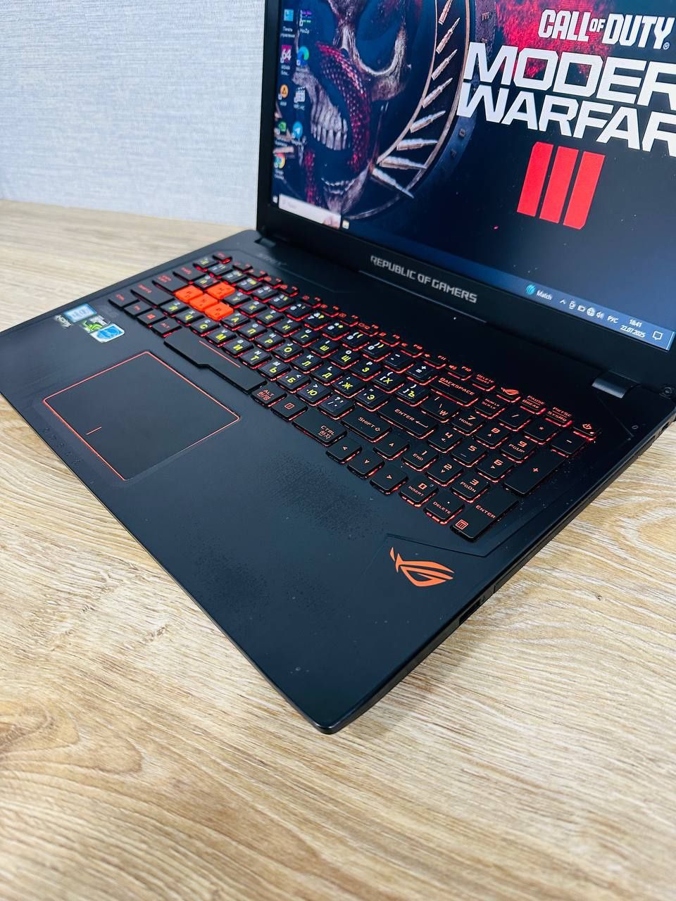 Продам ноутбук ASUS