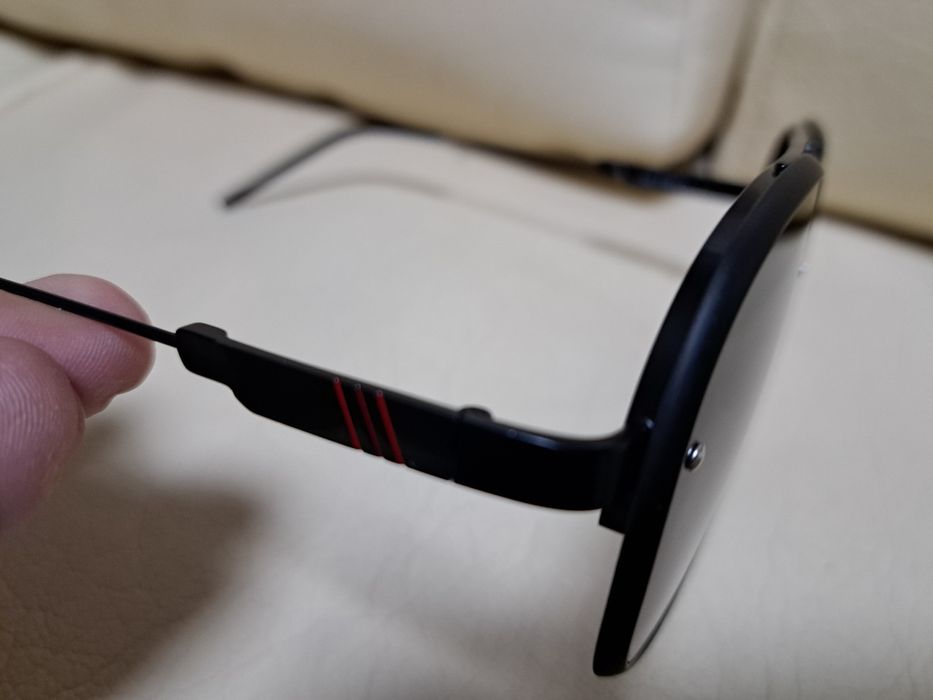 Продавам уникални чисто нови слънчеви очила  полароид 100%