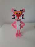 Pantera Roz - figurina construită din piese tip pixeli