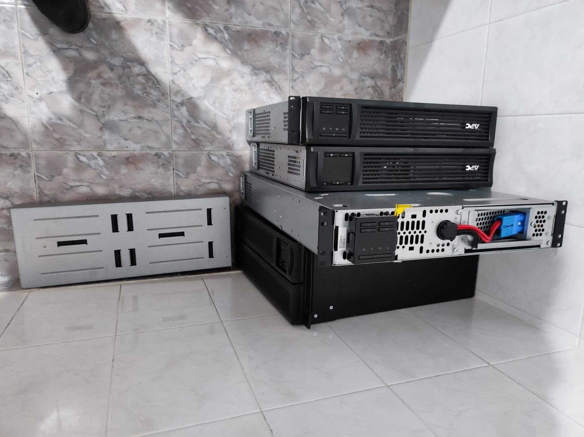 UPS APC sursa de tensiune server smx2200hv smc1500 smt2200rmi smt1000r