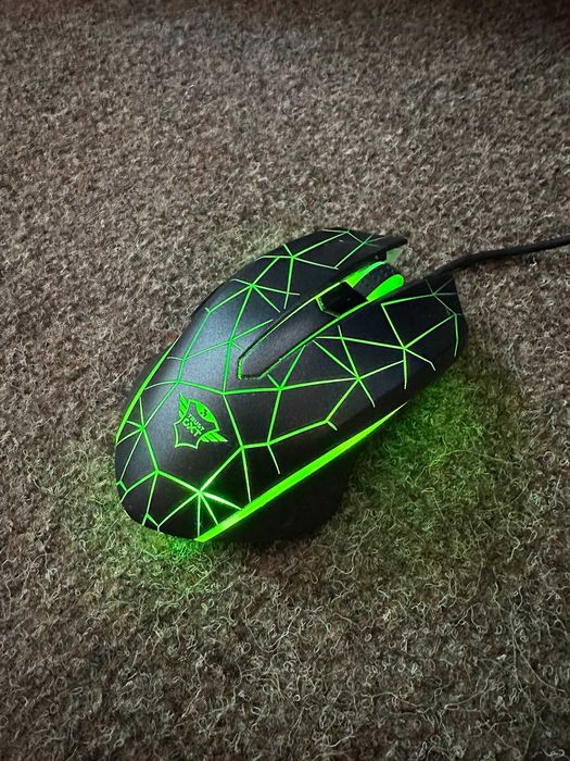 Mouse cu fir Trust Heron GXT170