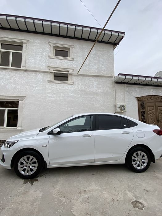 Onix 2023-yil 1-pozitsiya kandisoner bor.