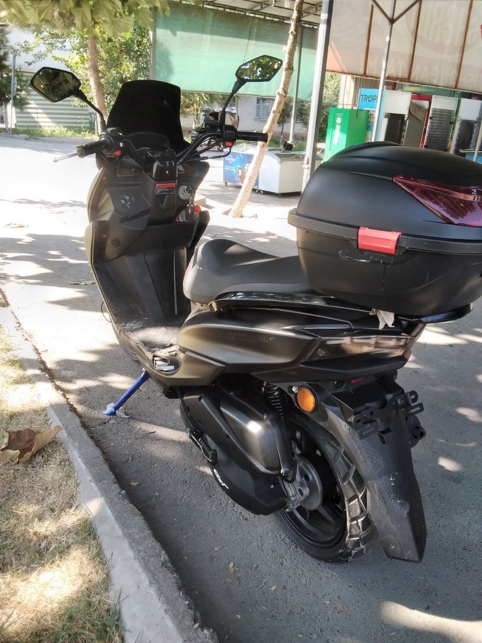 Motor skuter Tiger