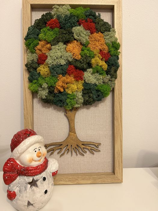 Tablou copac cu licheni stabilizati si rama de lenb