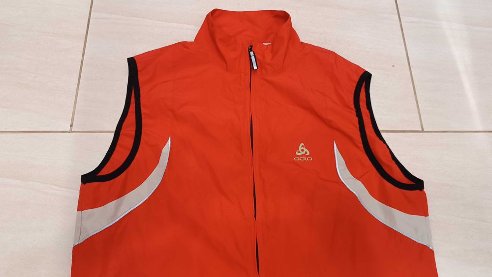 Елек ODLO eлече ветровка яке
