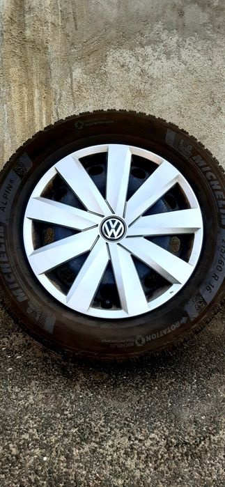 jante 5×112 215 601 6 Michelin m+s  Vw passat Seat Tiguan Sharan