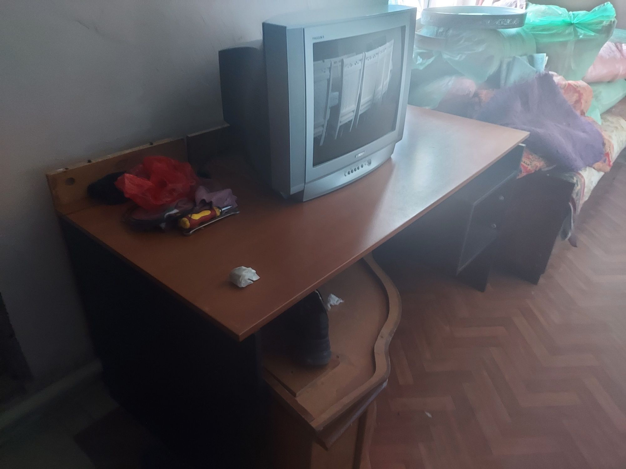 Компьютерной стол
